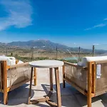 Alondras Stunning Views וילה